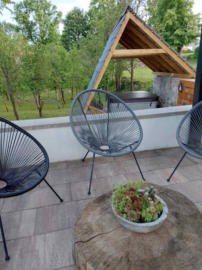 Apartman Hana Apartment Drežnik Grad Exterior foto