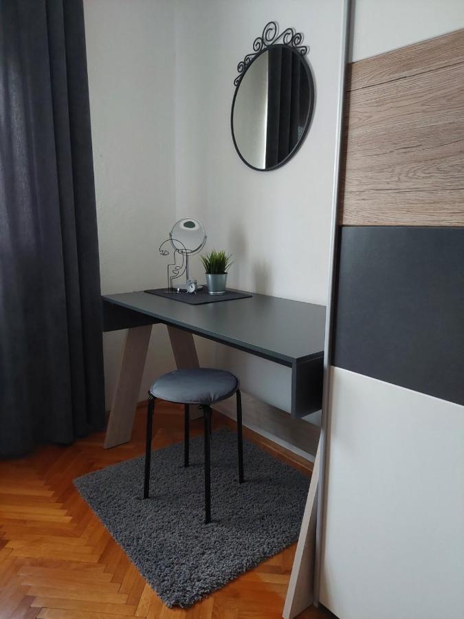 Apartman Hana Apartment Drežnik Grad Exterior foto